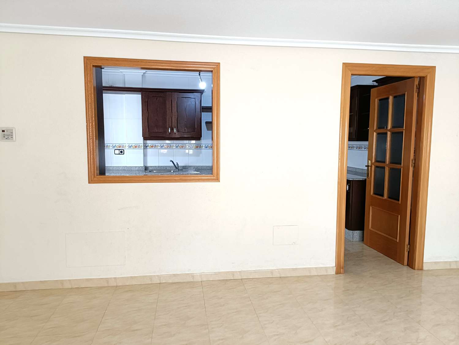 LARGE APARTMENT IN PORTMAN WITH GARAGE AND STORAGE ROOM